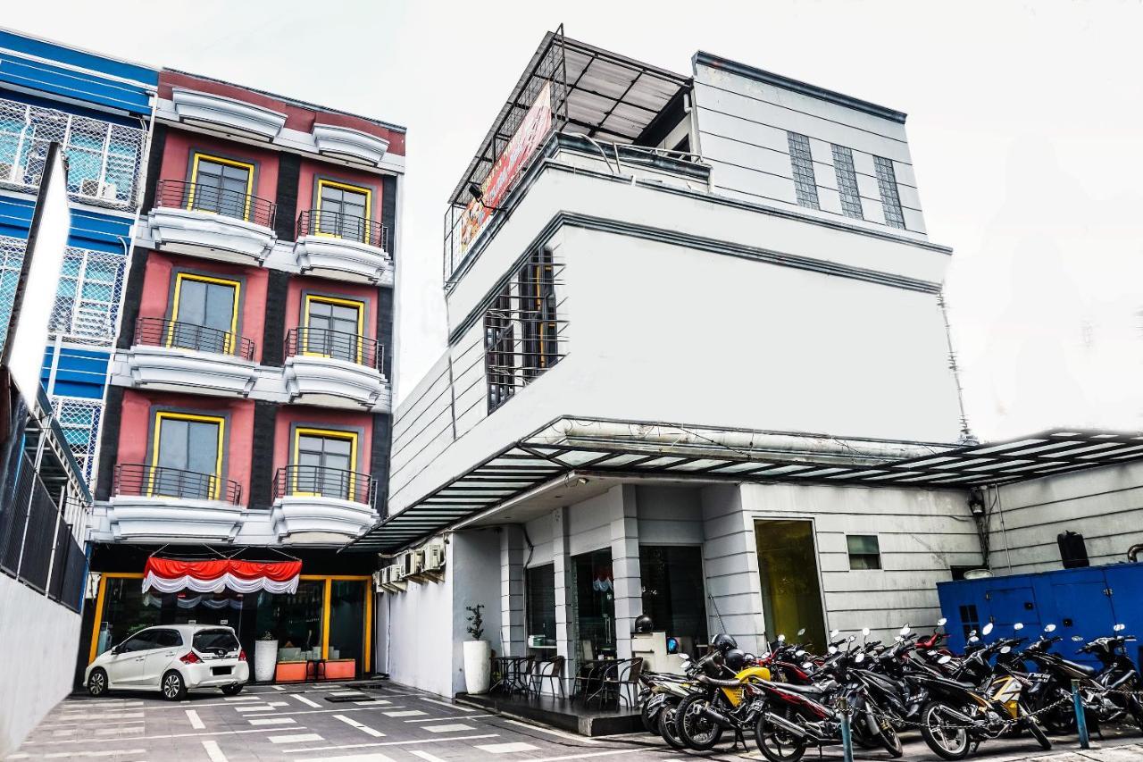 โรงแรมเบลเวนา จาการ์ตา ภายนอก รูปภาพ